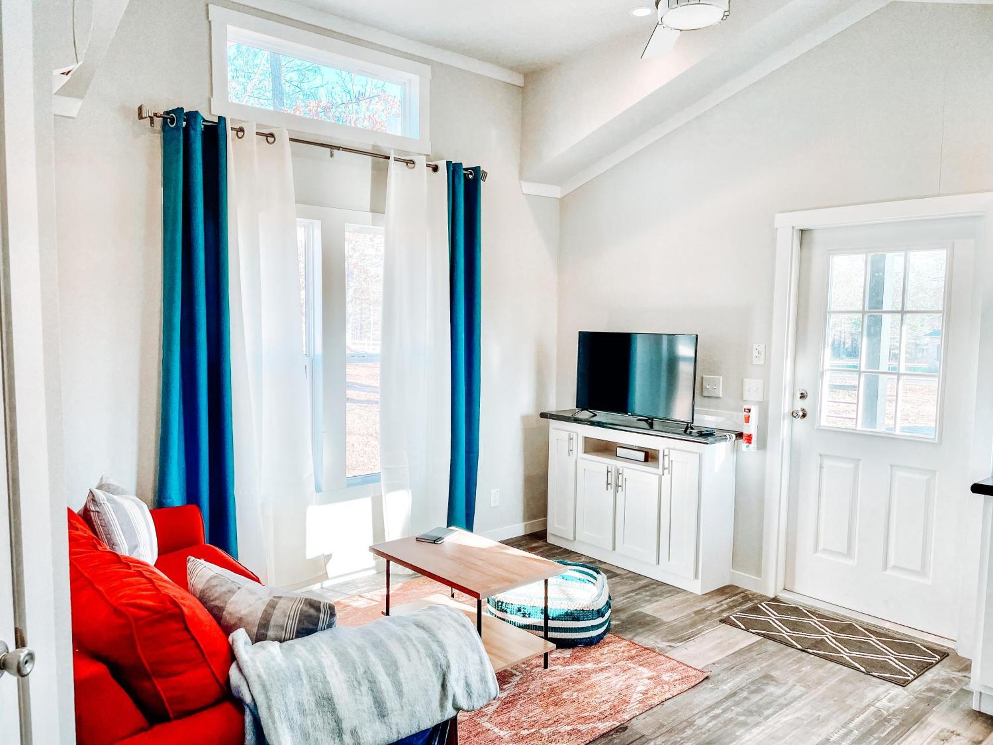 Private Tiny Home Royal Ridge Getaway Esterno foto